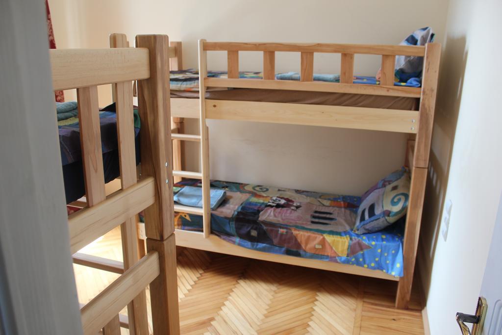 Hostel Bude Кутаиси Номер фото