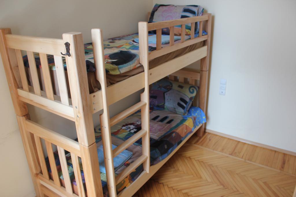 Hostel Bude Кутаиси Номер фото