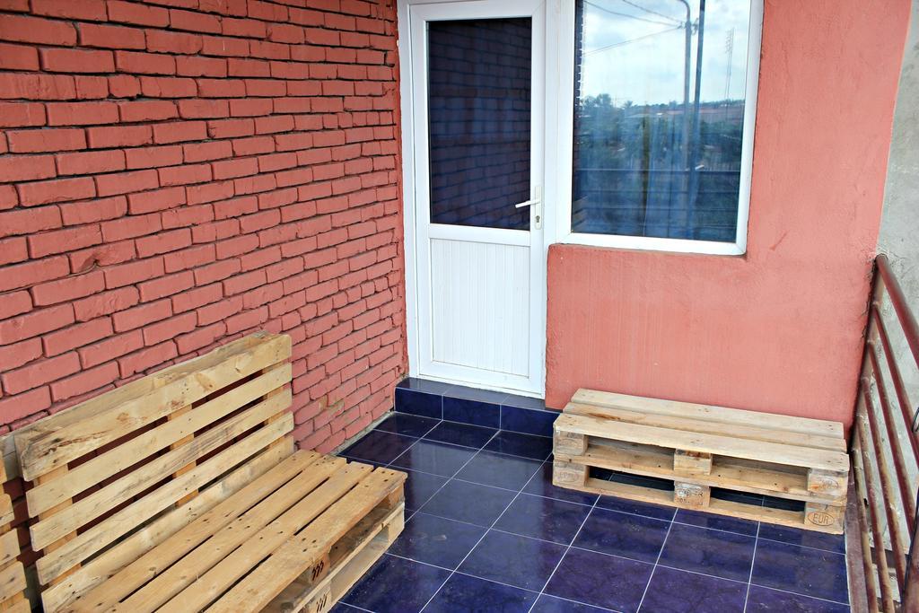 Hostel Bude Кутаиси Номер фото
